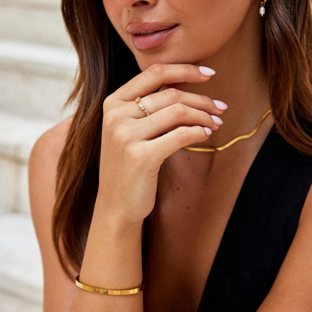 Ellery Canberra™ - Peace | Crystal Gold Vine Ring