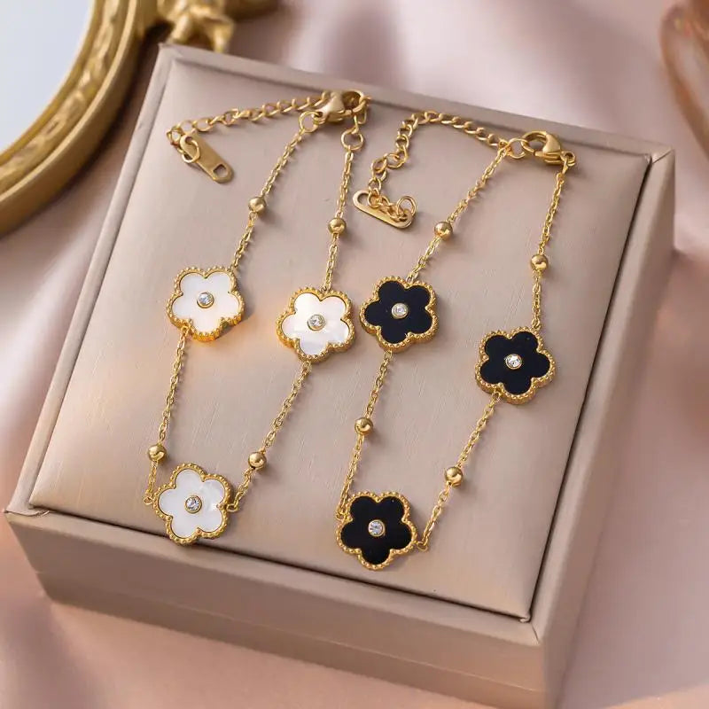 Ellery Canberra™ - Grace | Five Leaf Petals Flower Bracelet