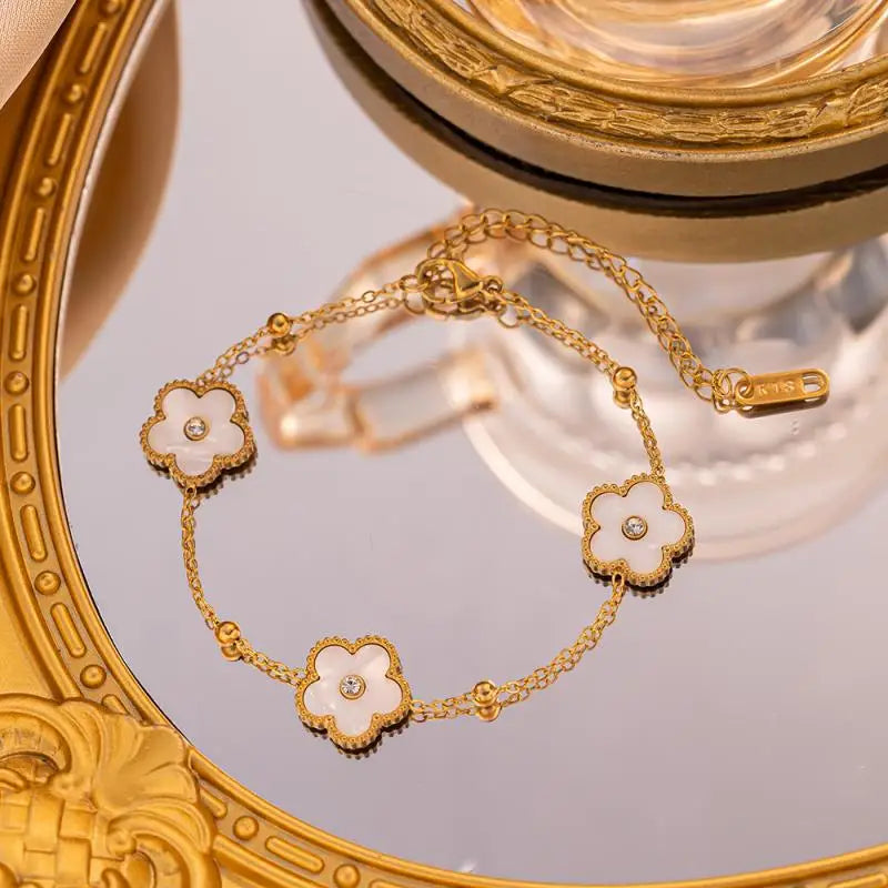Ellery Canberra™ - Grace | Five Leaf Petals Flower Bracelet