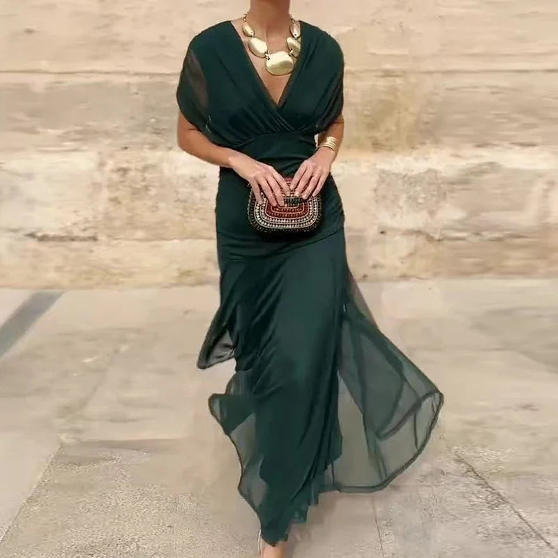 Ellery Canberra™ | Laluna - Elegant Dress With V-Neckline