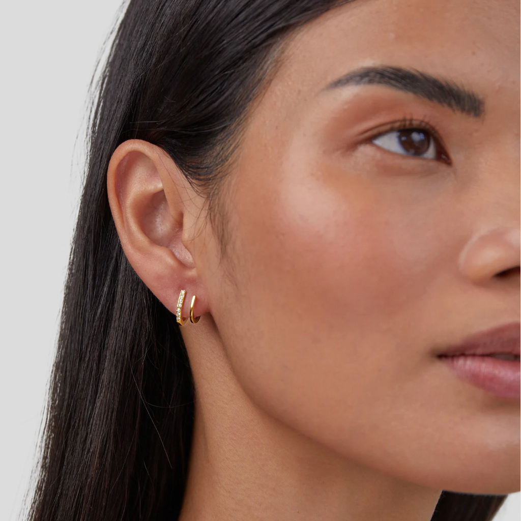 Ellery Canberra™ - Ruthie | Claw Gold & Crystal Earrings