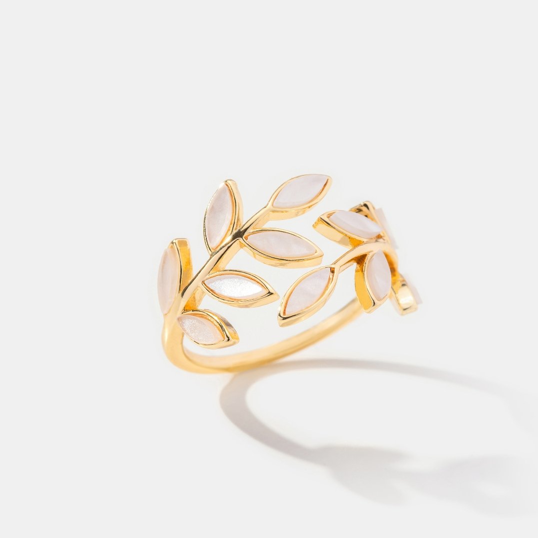 Ellery Canberra™ - Serene | Gold Leaf Ring