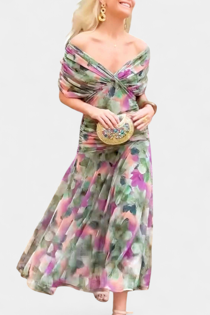 Ellery Canberra™ | Laluna - Elegant Dress With V-Neckline