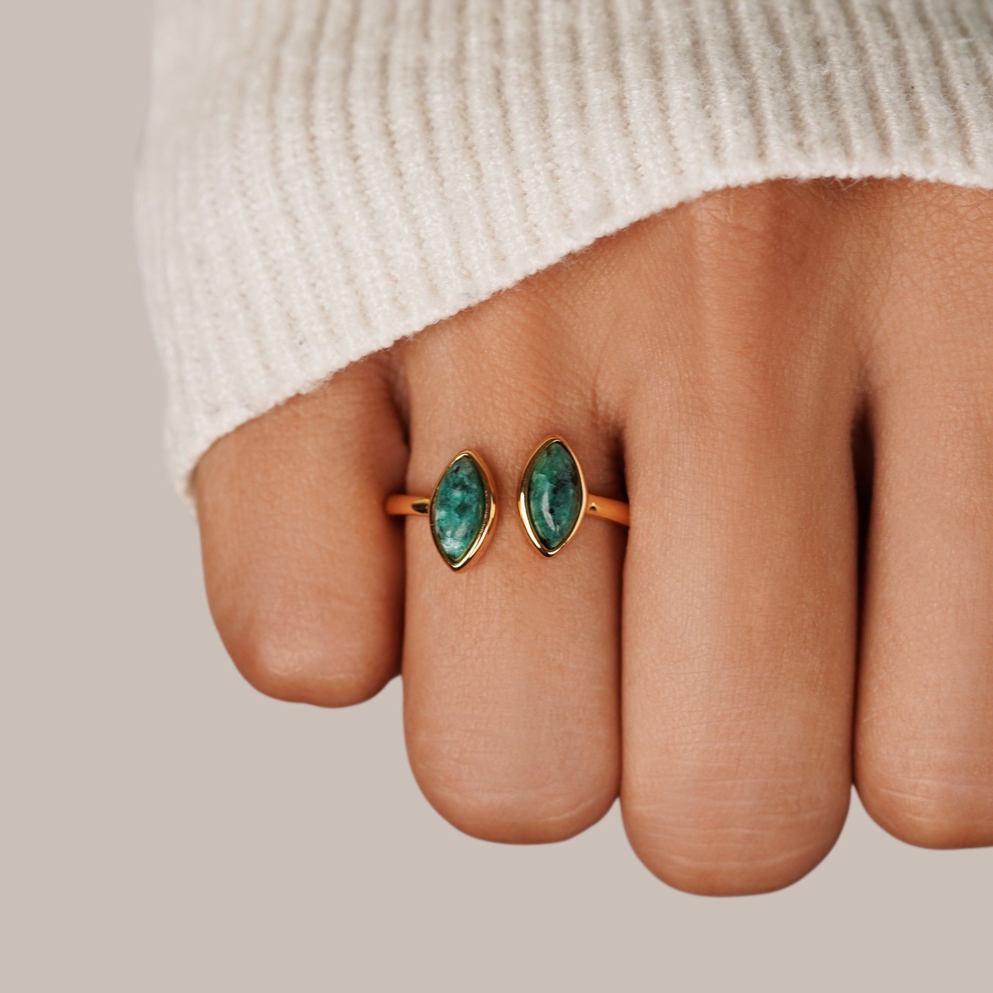 Ellery Canberra™ - Chrystal | Luxury Green Wrap Ring